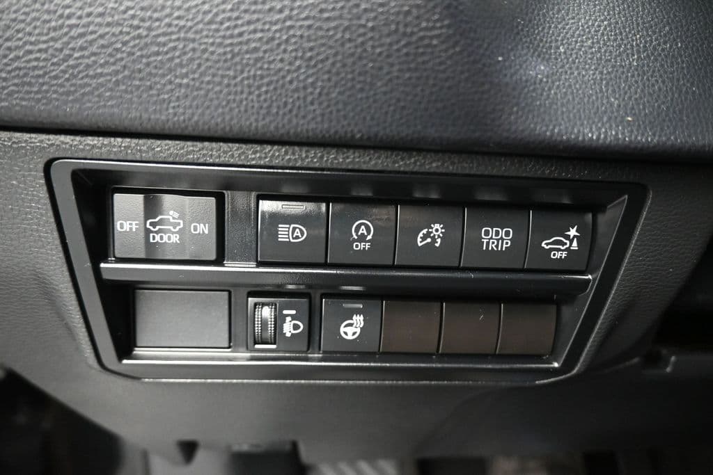 2023 Toyota Tundra SR5, photo 30 of 68