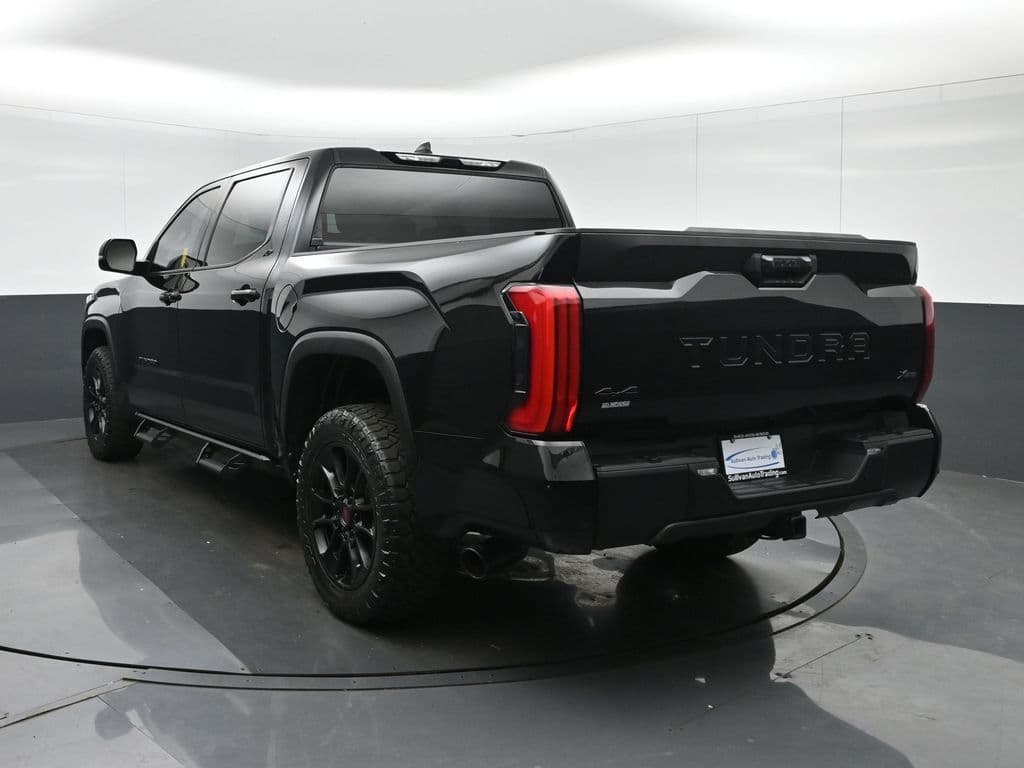 2023 Toyota Tundra SR5, photo 5 of 68