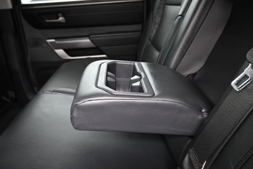 2023 Toyota Tundra SR5, photo 39 of 68