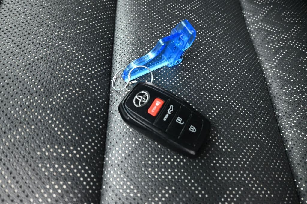 2023 Toyota Tundra SR5, photo 60 of 68