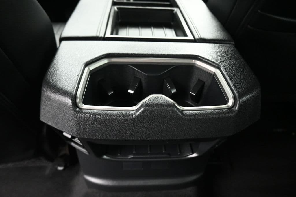 2023 Toyota Tundra SR5, photo 41 of 68