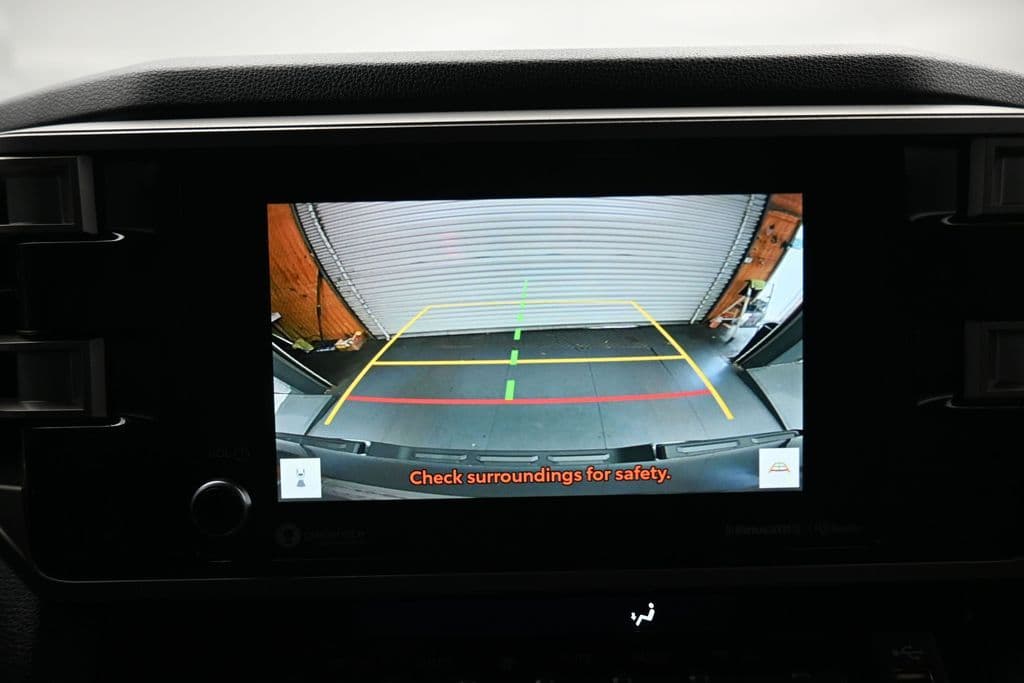 2023 Toyota Tundra SR5, photo 21 of 68