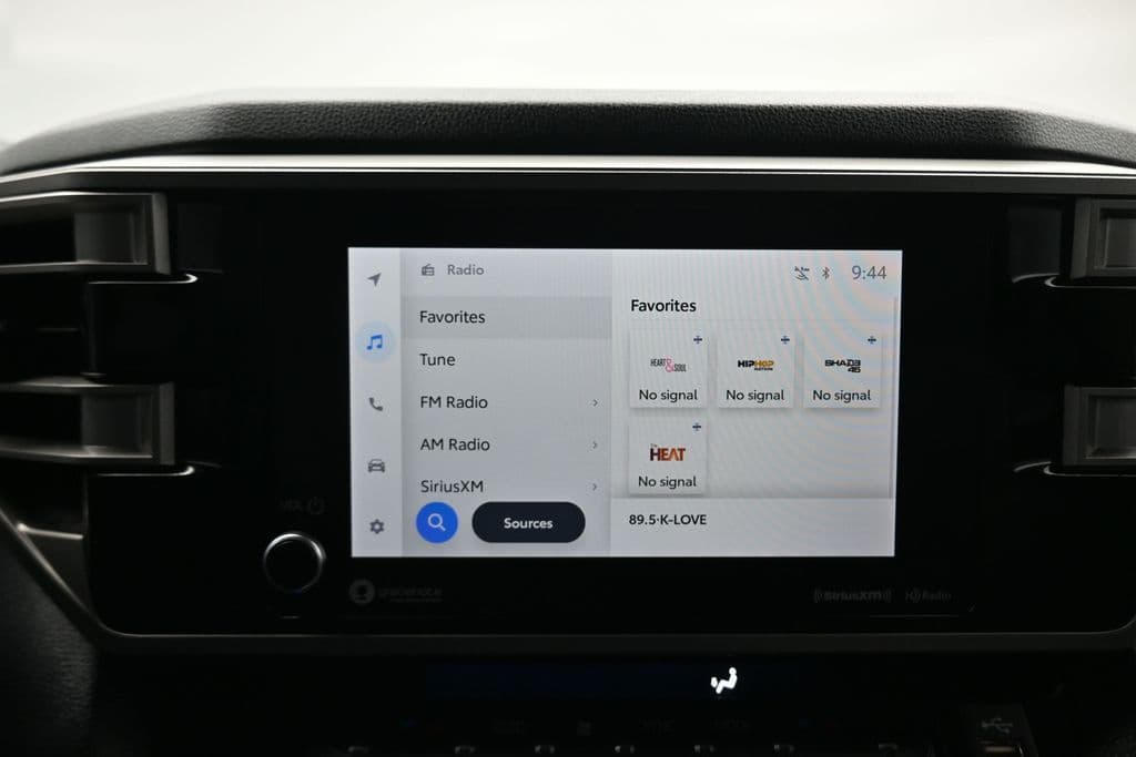 2023 Toyota Tundra SR5, photo 17 of 68