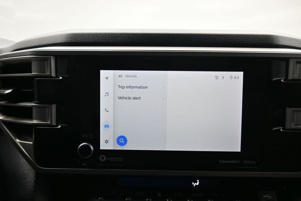 2023 Toyota Tundra SR5, photo 19 of 68