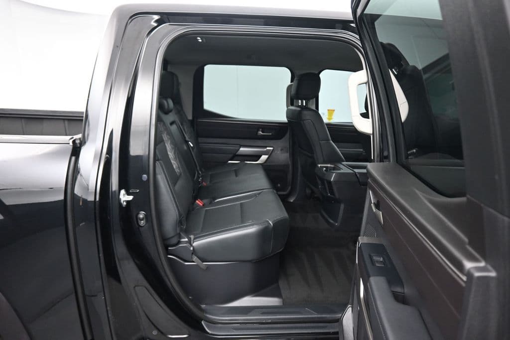 2023 Toyota Tundra SR5, photo 44 of 68