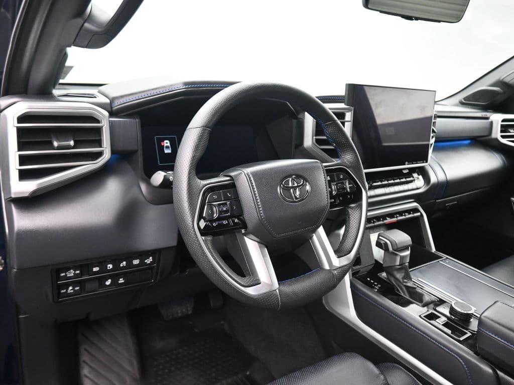 2023 Toyota Tundra Hybrid Platinum, photo 13 of 68