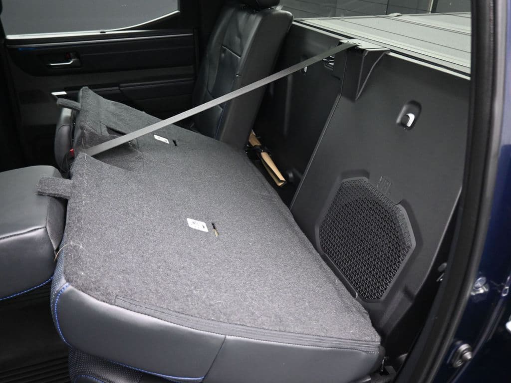 2023 Toyota Tundra Hybrid Platinum, photo 36 of 68