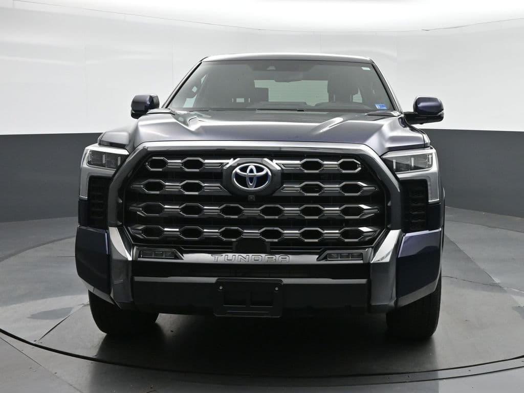 2023 Toyota Tundra Hybrid Platinum, photo 2 of 68