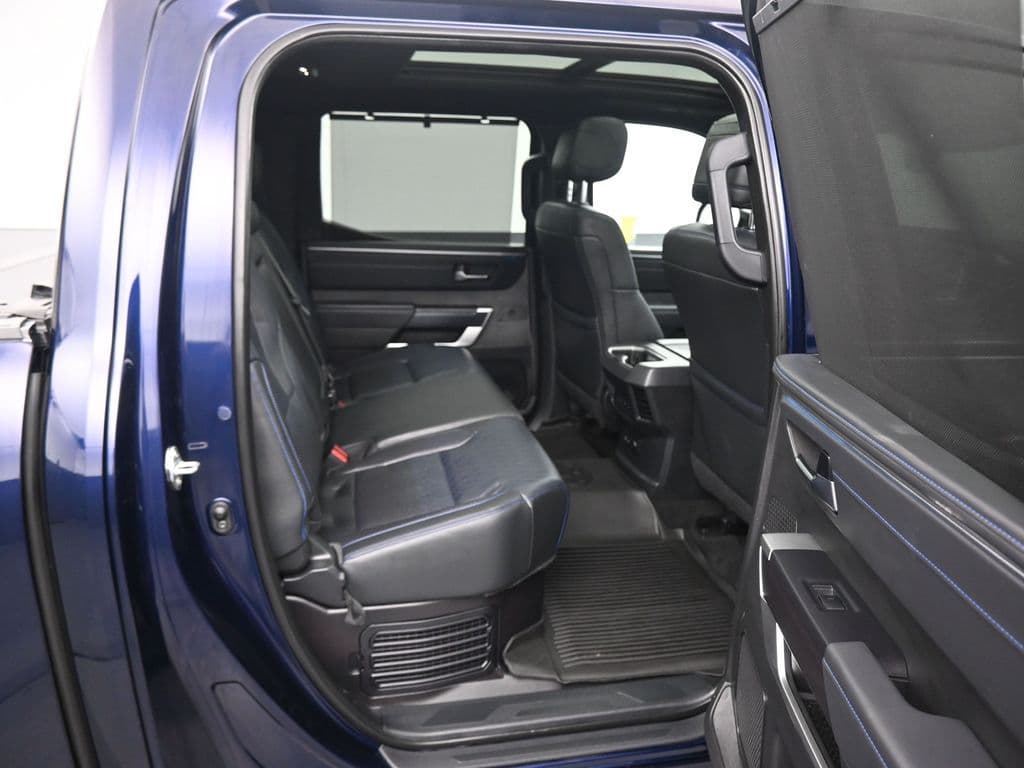 2023 Toyota Tundra Hybrid Platinum, photo 43 of 68