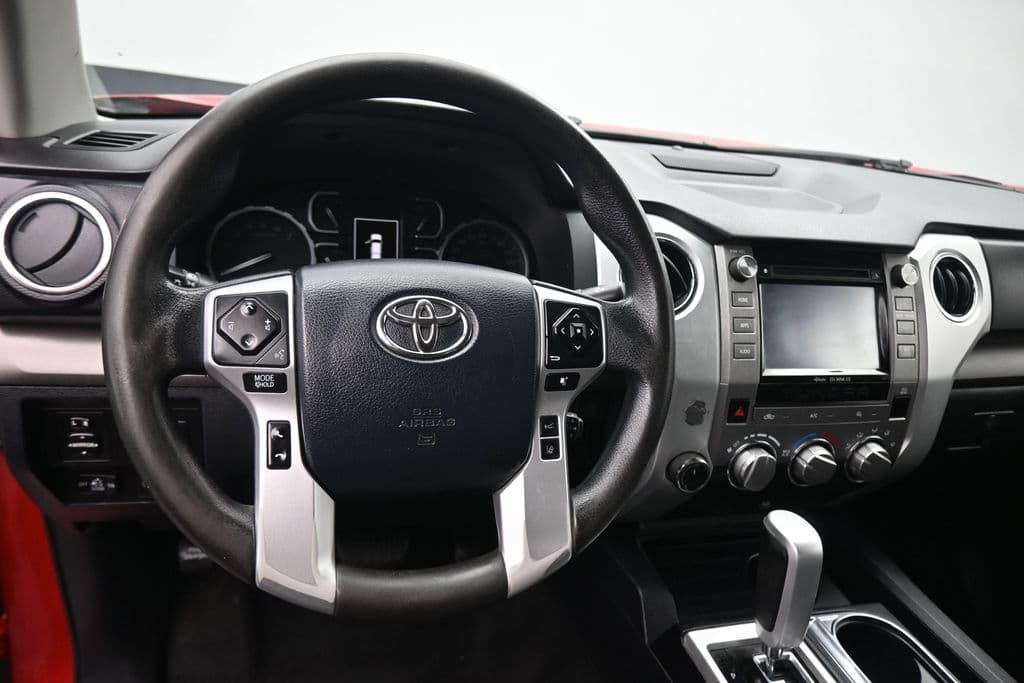2018 Toyota Tundra SR5, photo 14 of 58