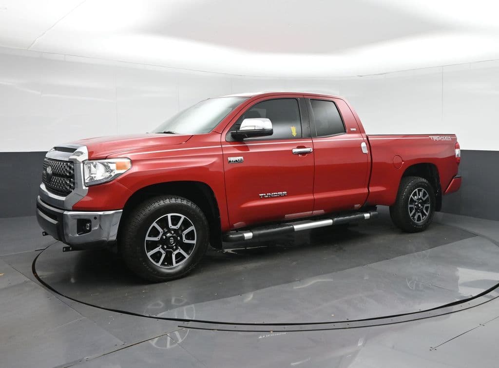 2018 Toyota Tundra SR5, photo 3 of 58