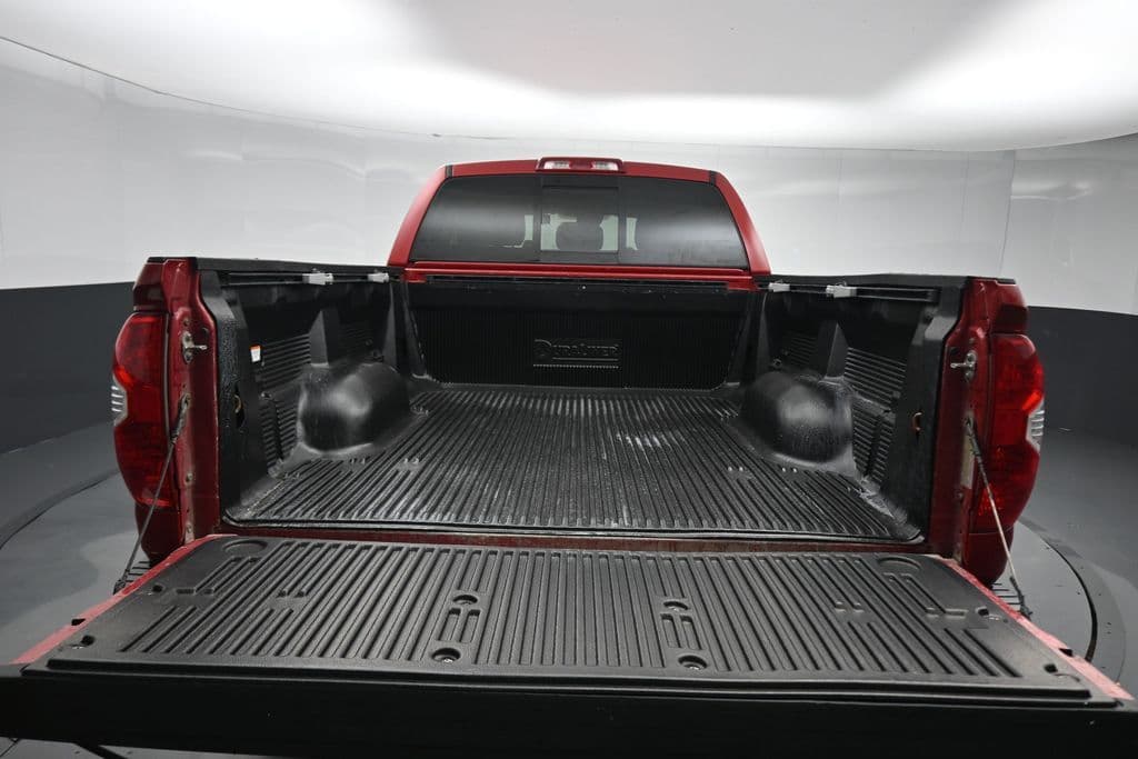 2018 Toyota Tundra SR5, photo 43 of 58