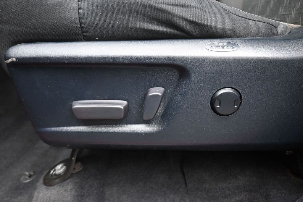 2018 Toyota Tundra SR5, photo 12 of 58