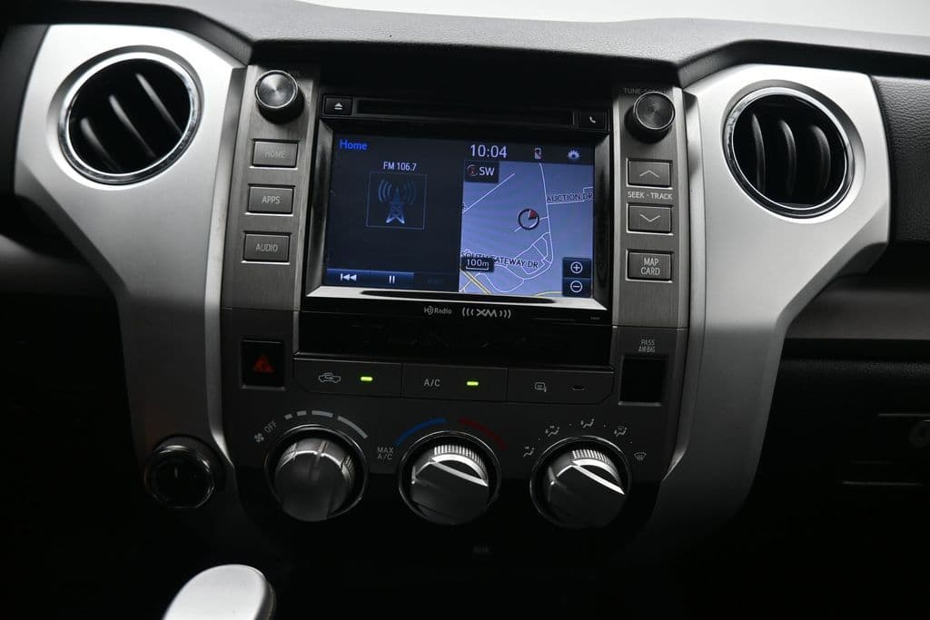 2018 Toyota Tundra SR5, photo 21 of 58