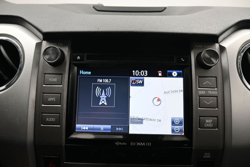 2018 Toyota Tundra SR5, photo 16 of 58