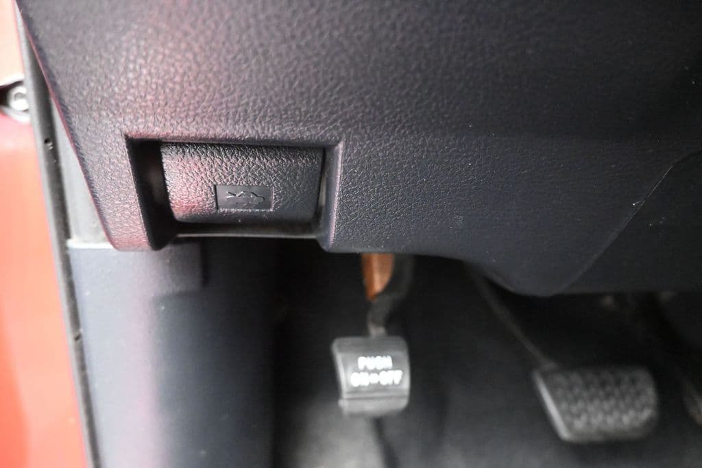2018 Toyota Tundra SR5, photo 28 of 58