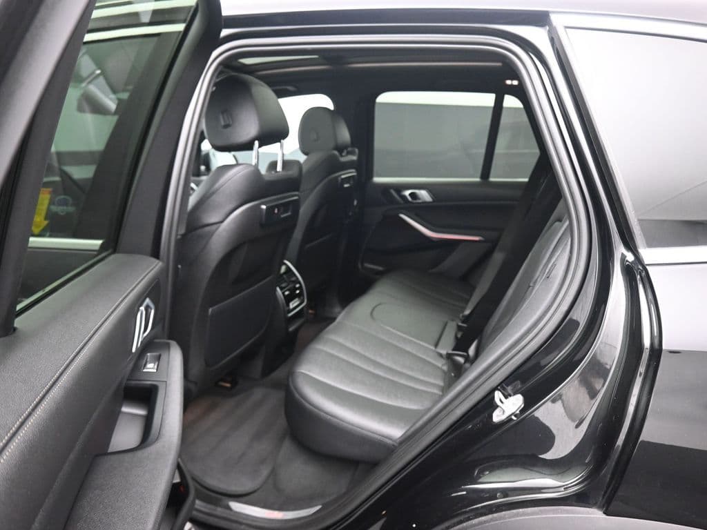2020 BMW X5 xDrive40i, photo 31 of 66