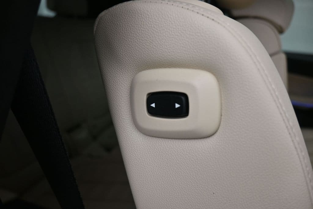 2022 BMW X7 xDrive40i, photo 48 of 80
