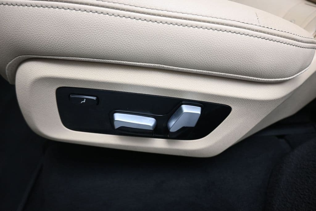 2022 BMW X7 xDrive40i, photo 34 of 80