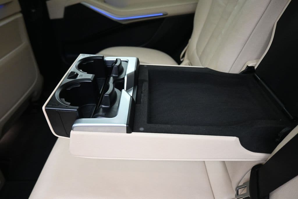 2022 BMW X7 xDrive40i, photo 36 of 80