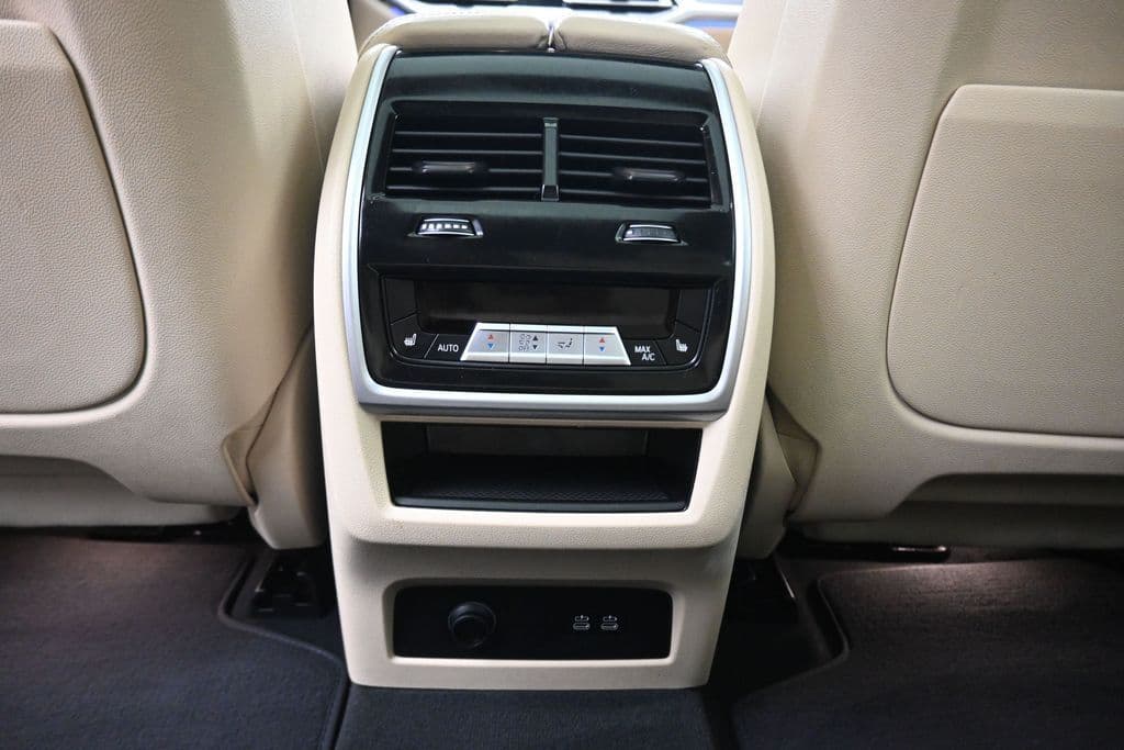 2022 BMW X7 xDrive40i, photo 37 of 80