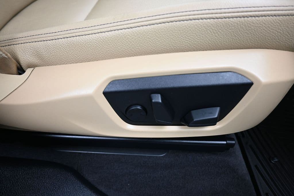 2017 BMW X3 sDrive28i, photo 42 of 59