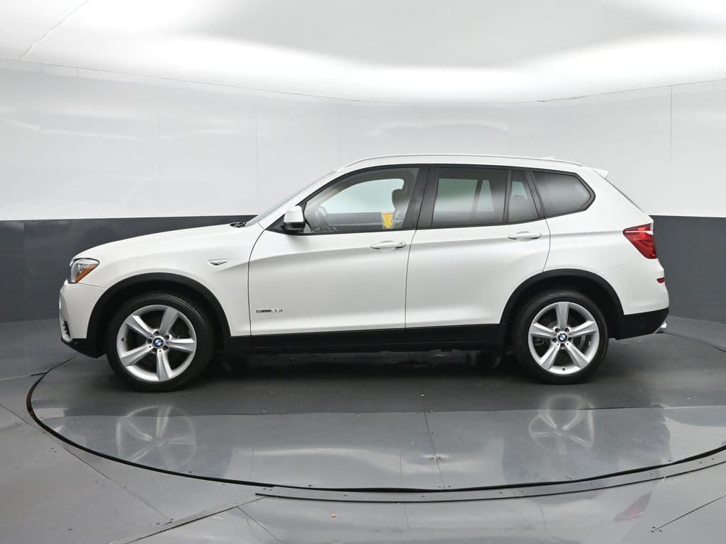 2017 BMW X3 sDrive28i, photo 4 of 59