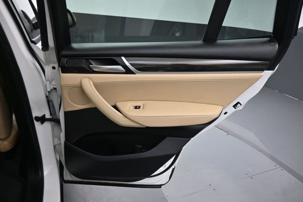 2017 BMW X3 sDrive28i, photo 34 of 59