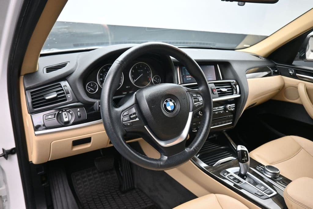 2017 BMW X3 sDrive28i, photo 13 of 59