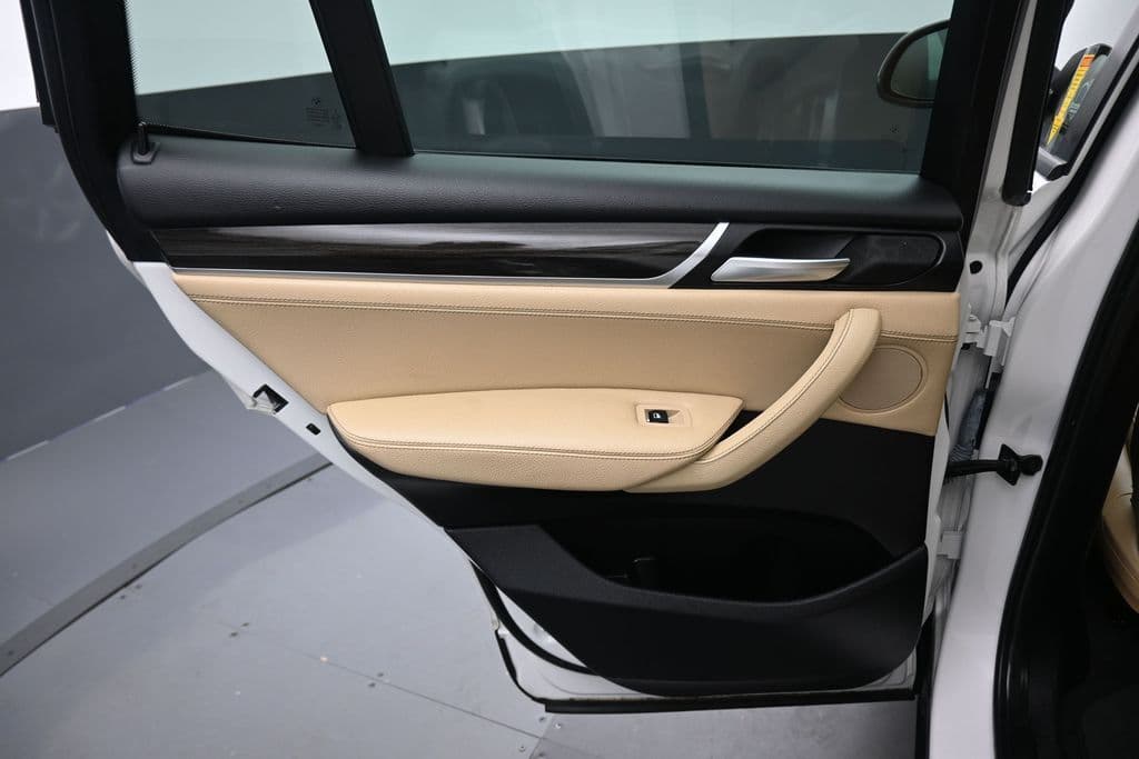 2017 BMW X3 sDrive28i, photo 29 of 59