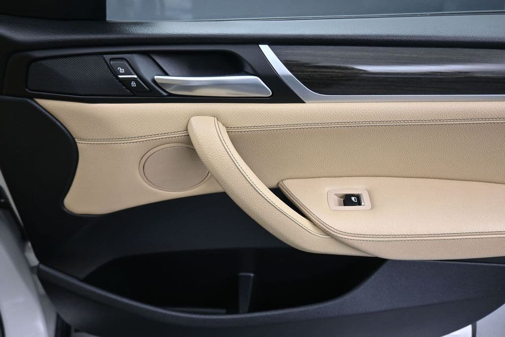 2017 BMW X3 sDrive28i, photo 40 of 59