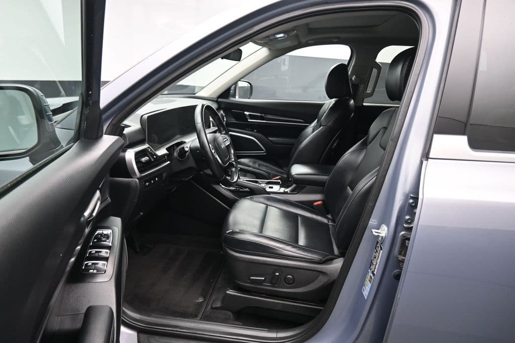 2023 Kia Telluride S, photo 11 of 73