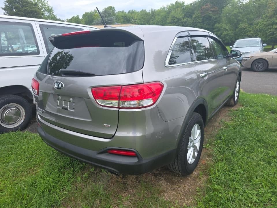 2018 Kia Sorento L, photo 4 of 12