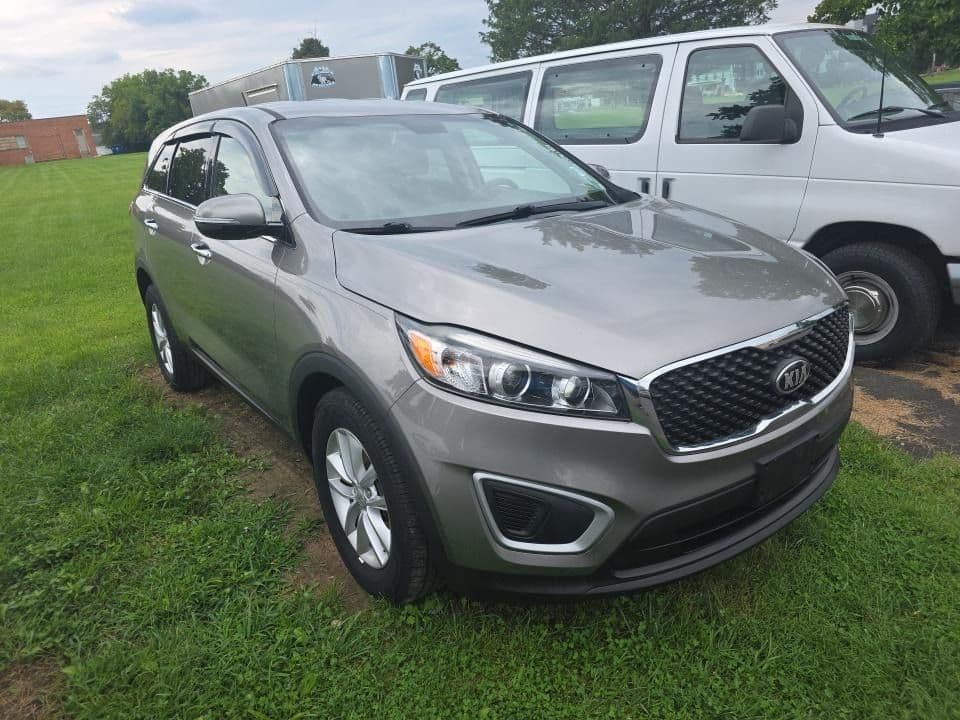 2018 Kia Sorento L, photo 3 of 12