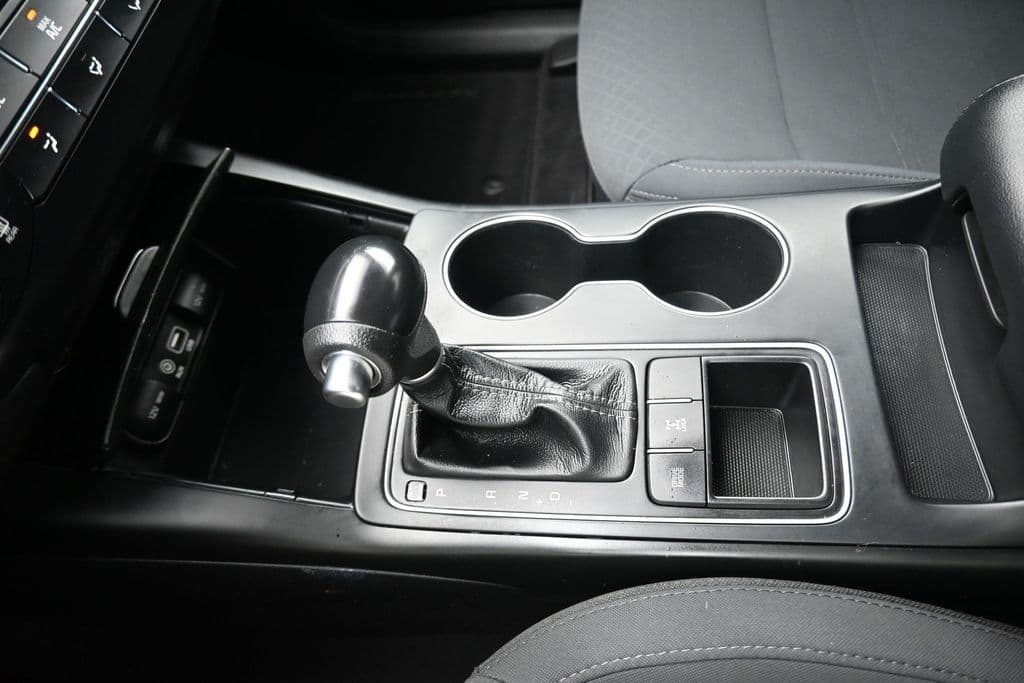 2017 Kia Sorento LX, photo 19 of 55