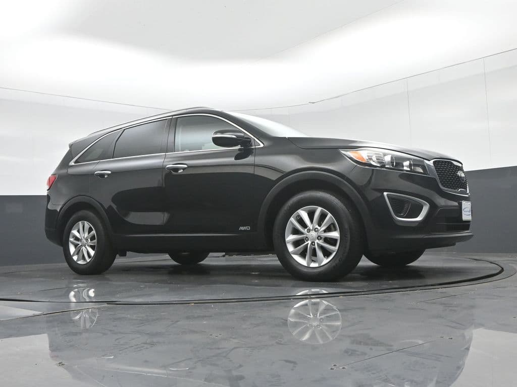 2017 Kia Sorento LX, photo 48 of 55