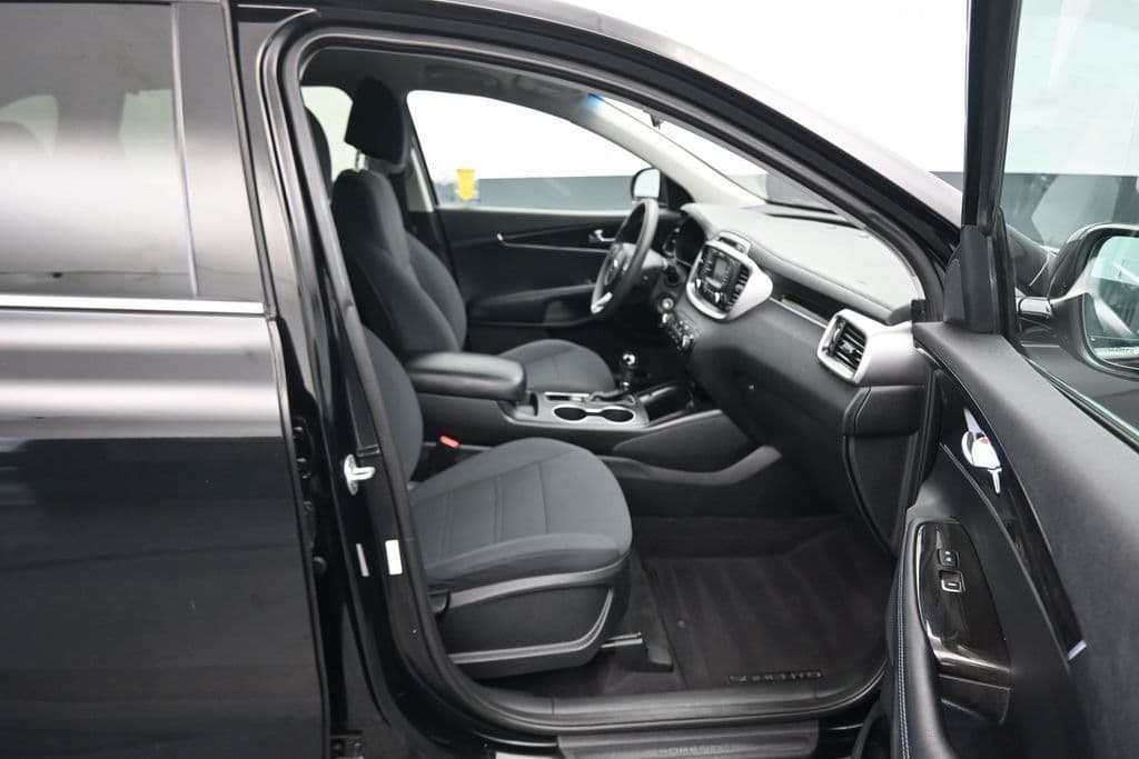 2017 Kia Sorento LX, photo 39 of 55