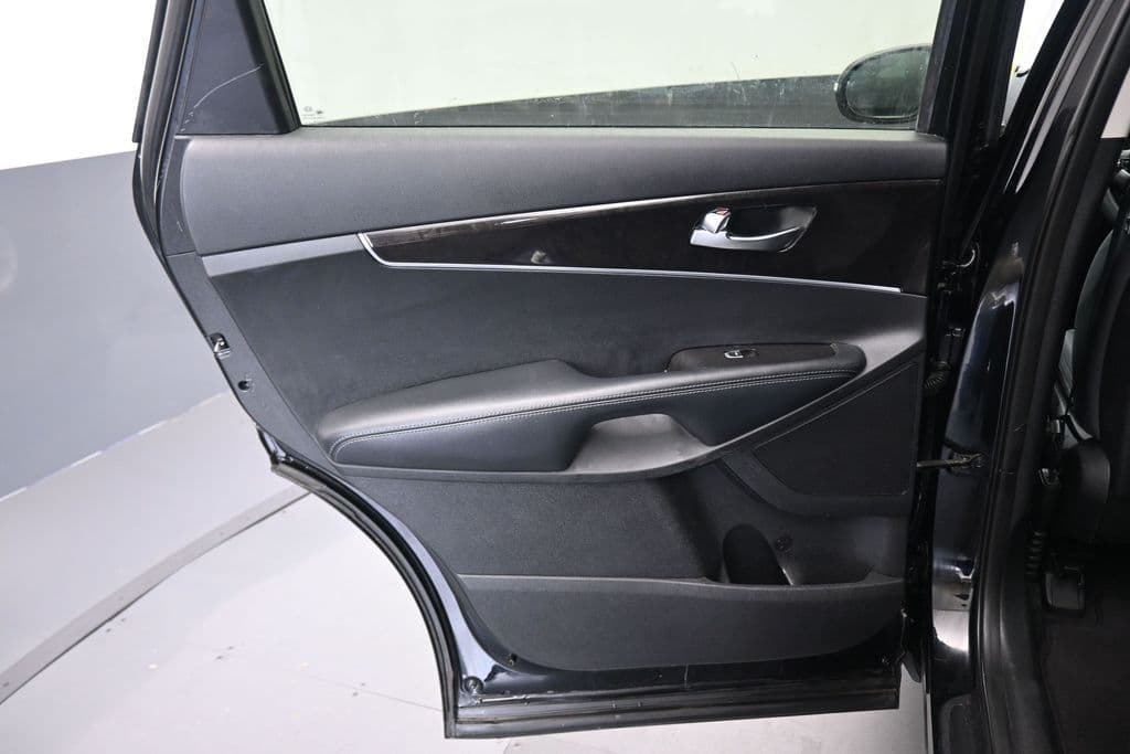 2017 Kia Sorento LX, photo 26 of 55