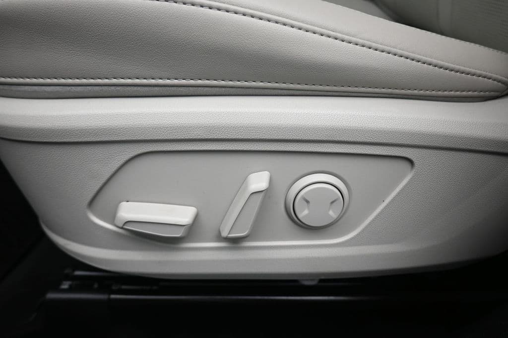 2025 Kia Sorento X-Line SX, photo 12 of 79