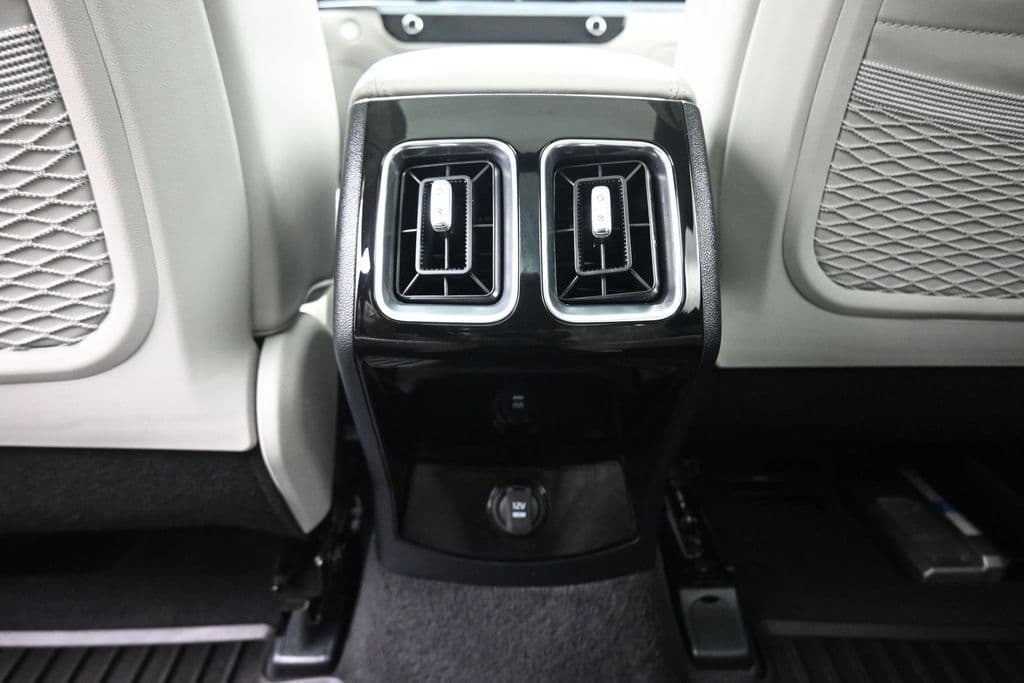 2025 Kia Sorento X-Line SX, photo 41 of 79
