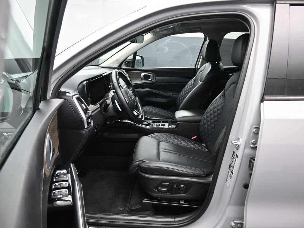 2022 Kia Sorento X-Line SX Prestige, photo 12 of 77