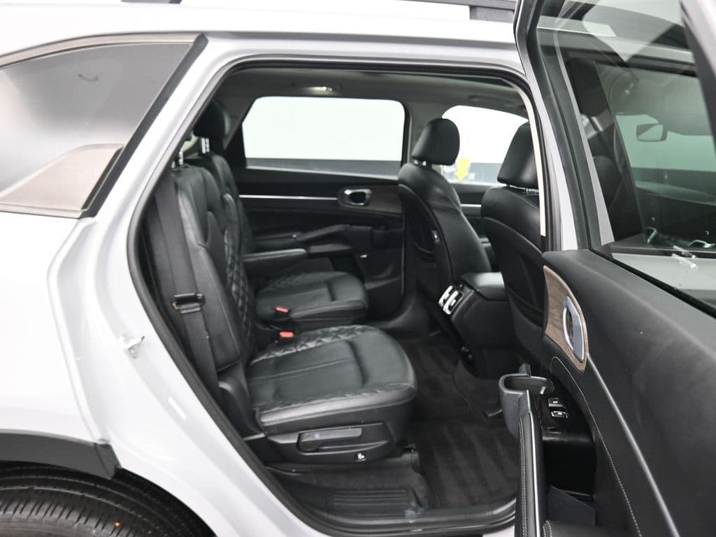 2022 Kia Sorento X-Line SX Prestige, photo 48 of 77