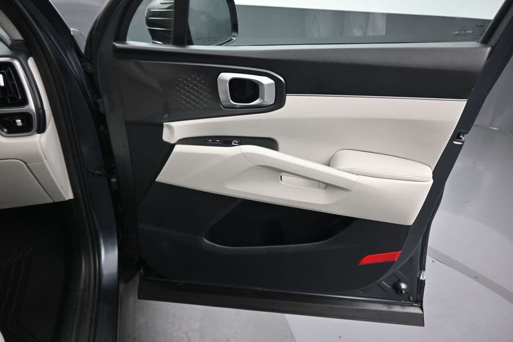 2023 Kia Sorento S, photo 53 of 73