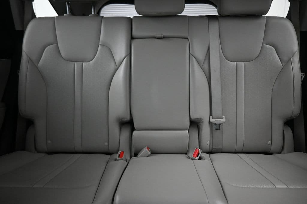 2023 Kia Sorento S, photo 30 of 73