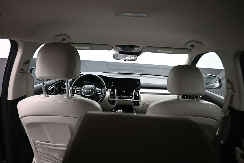2023 Kia Sorento S, photo 42 of 73