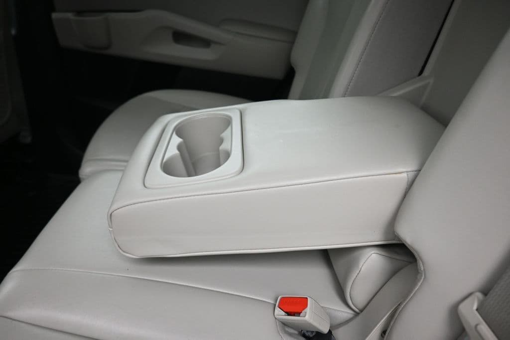 2023 Kia Sorento S, photo 35 of 73