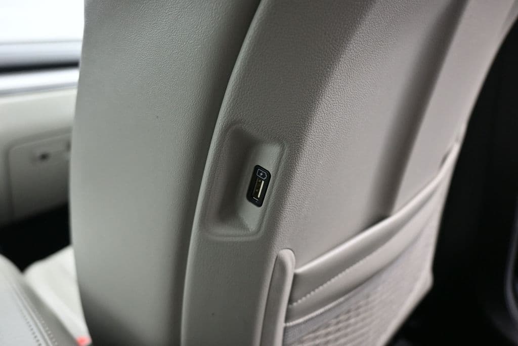 2023 Kia Sorento S, photo 51 of 73