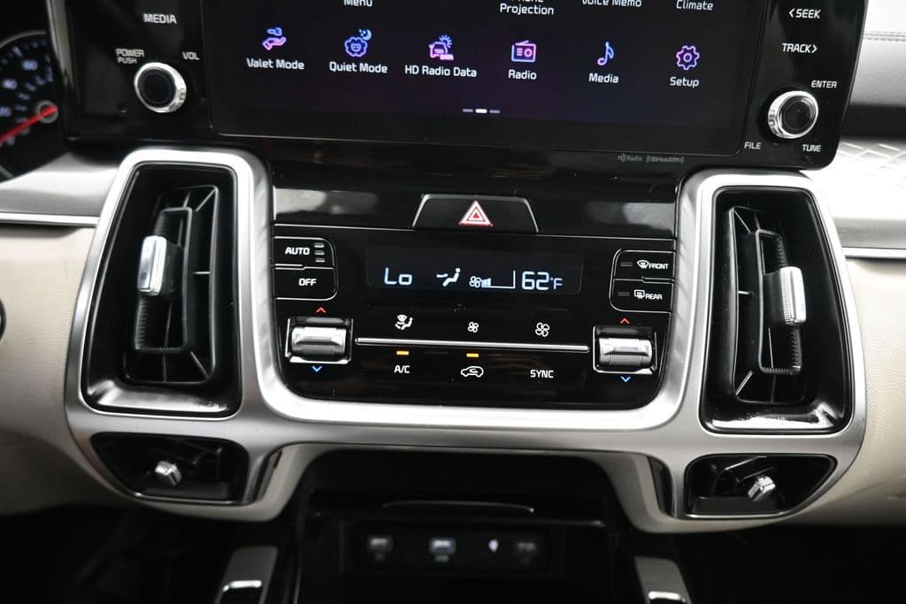 2023 Kia Sorento S, photo 22 of 73
