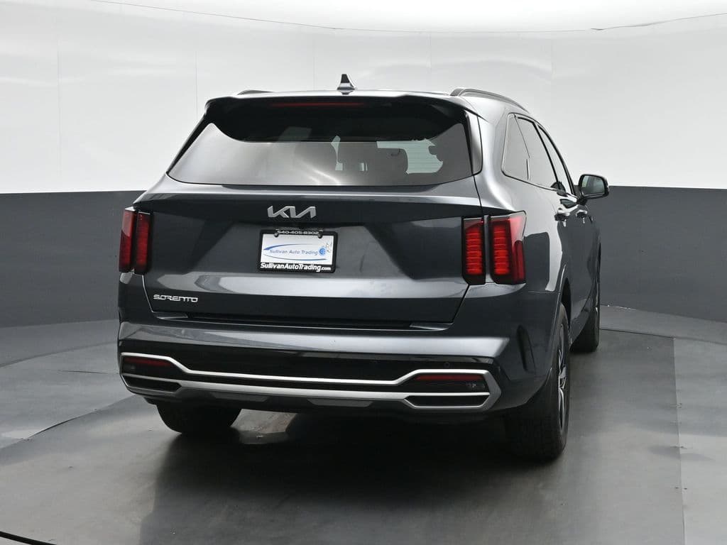 2023 Kia Sorento S, photo 6 of 73