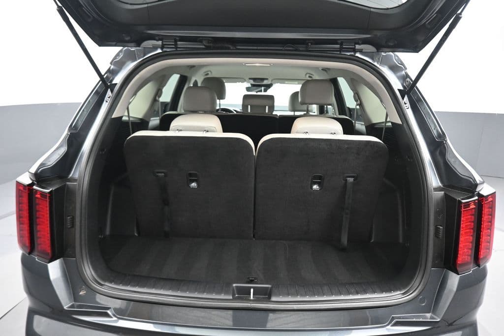 2023 Kia Sorento S, photo 57 of 73